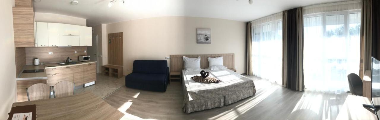 Apart Allure Dobi Aparthotel Primorsko Exteriör bild
