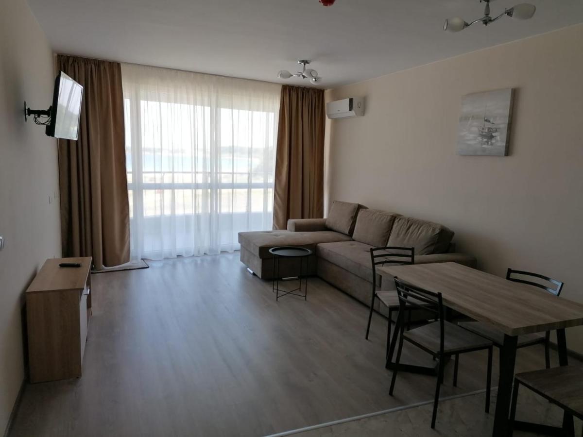 Apart Allure Dobi Aparthotel Primorsko Exteriör bild