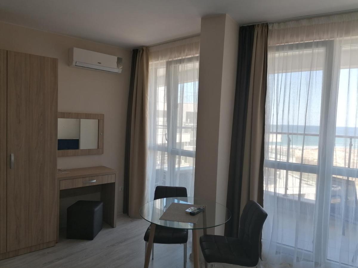 Apart Allure Dobi Aparthotel Primorsko Exteriör bild