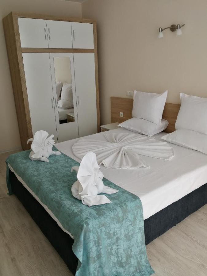 Apart Allure Dobi Aparthotel Primorsko Exteriör bild