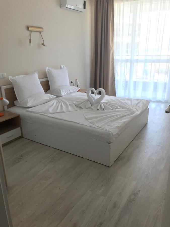 Apart Allure Dobi Aparthotel Primorsko Exteriör bild