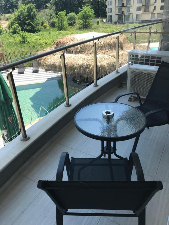 Apart Allure Dobi Aparthotel Primorsko Exteriör bild