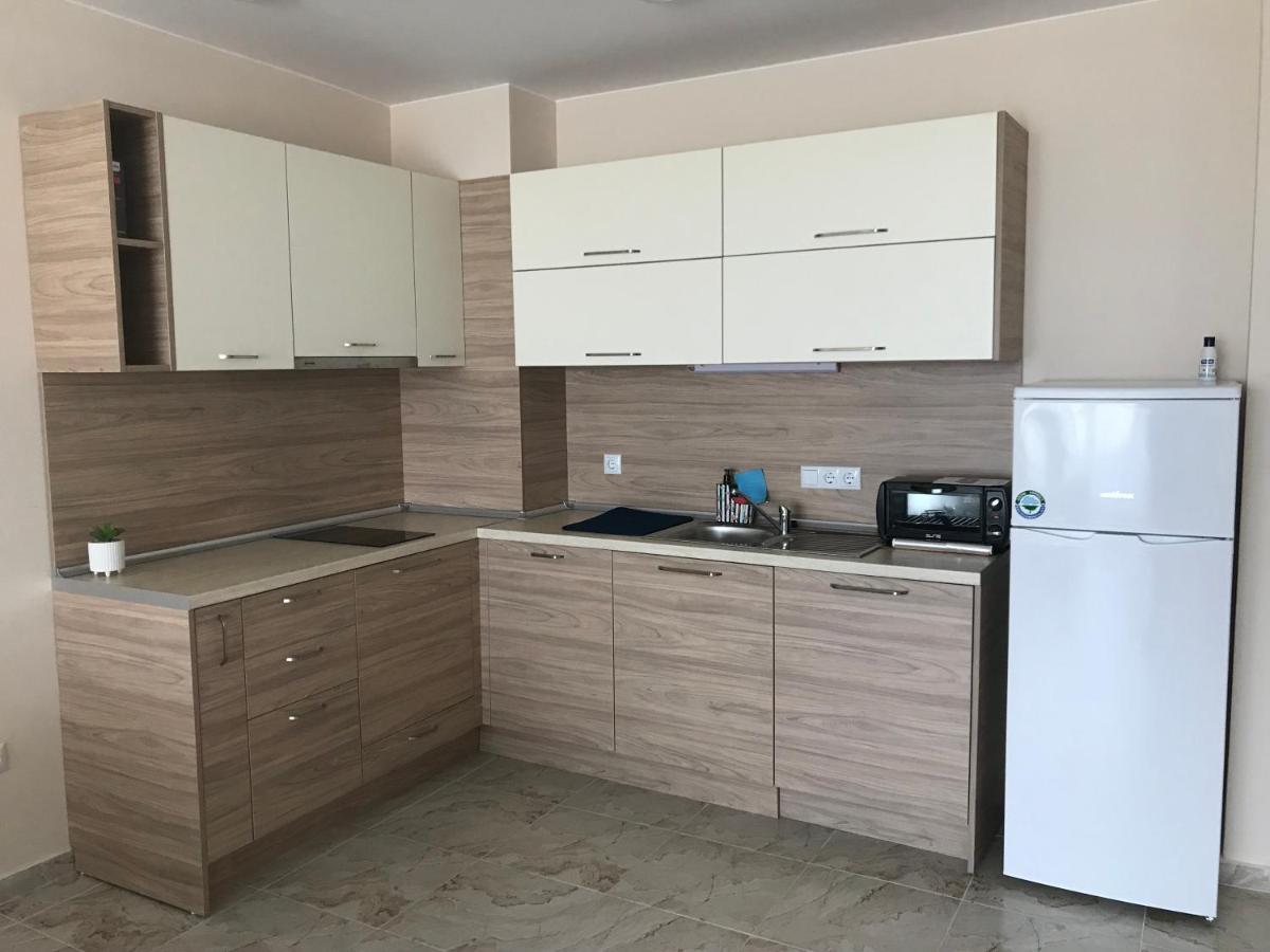 Apart Allure Dobi Aparthotel Primorsko Exteriör bild